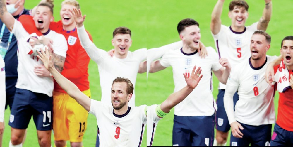 England players celebrate with Harry Kane