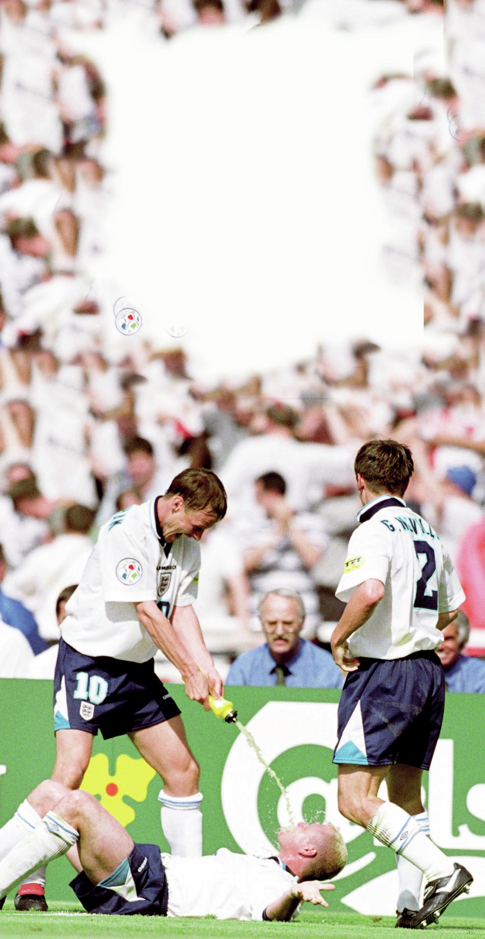 Teddy Sheringham and Paul Gascoigne Euro 96